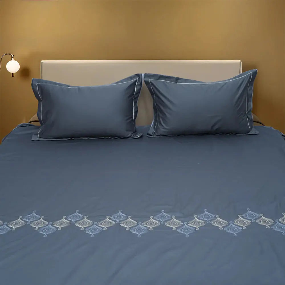 Art Midnight Royale (400 TC) - 100% Cotton King-Size Bedsheet + 2 Pillow Covers - Urban Nivasa