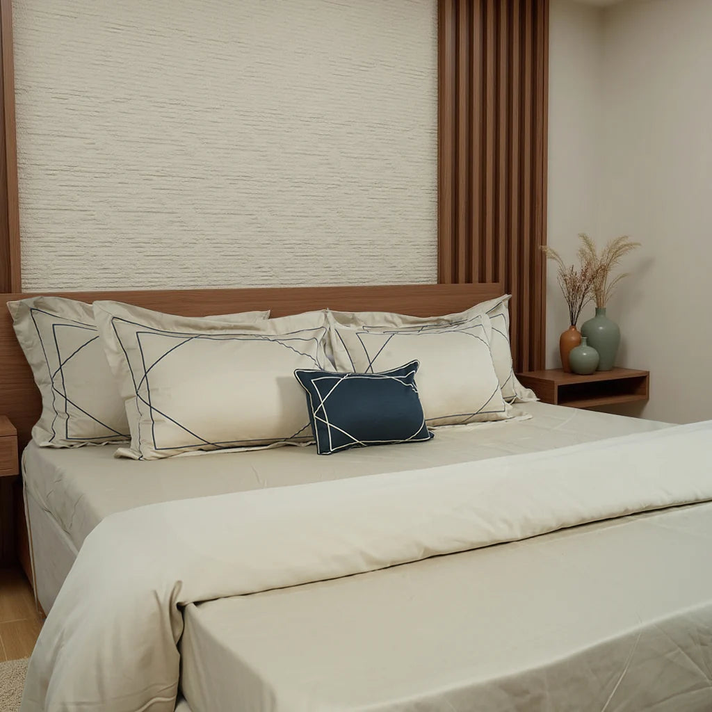 Junoon Cream Bell (400 TC) - 100% Cotton King-Size Bedsheet + 4 Pillow Covers