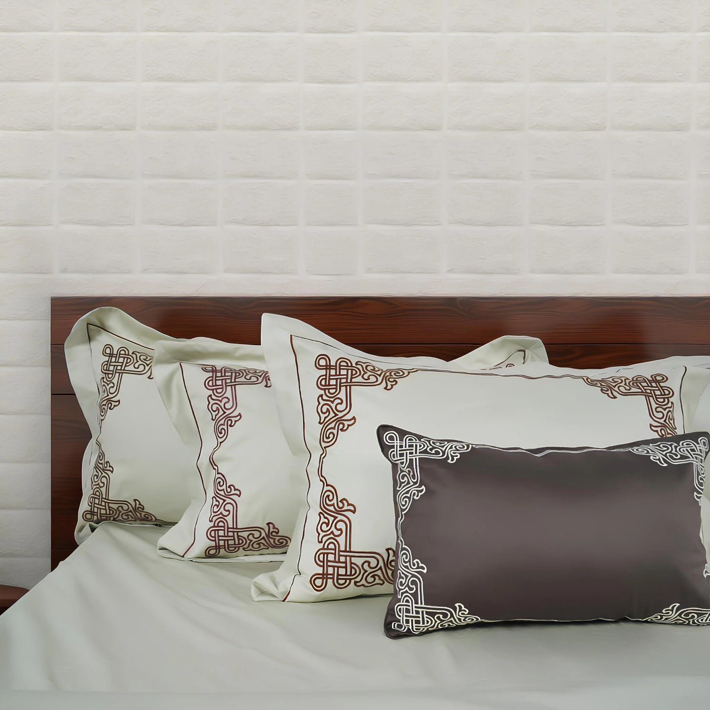 Junoon Lame White (400 TC) - 100% Cotton King-Size Bedsheet + 4 Pillow Covers