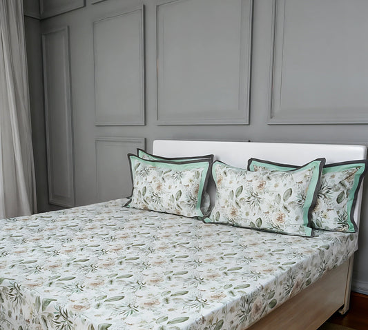 Lavish Nature Lash 100% Cotton King-Size Bedsheet + 2 Pillow Covers