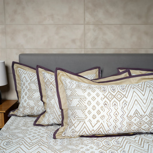 Lavish Sand Wave 100% Cotton King-Size Bedsheet + 2 Pillow Covers