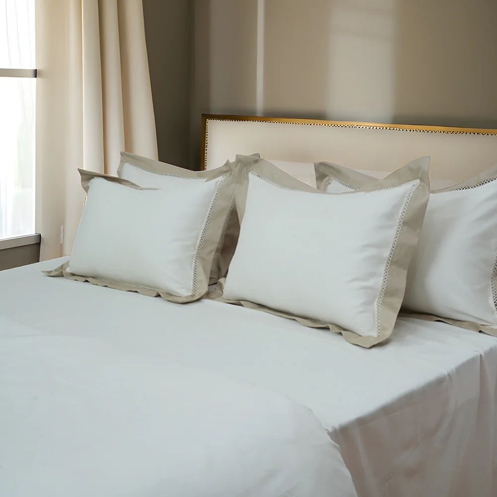 Moon Cloud Comfort (400TC) - 100% Cotton King-Size Bedsheet + 2 Pillow Covers