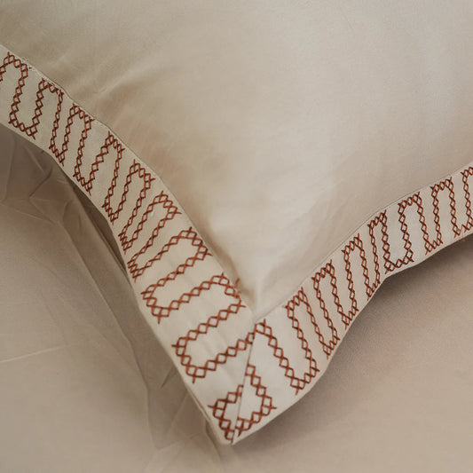 Pristine Cream Tumble (300 TC) - 100% Cotton King-Size Bedsheet + 2 Pillow Covers