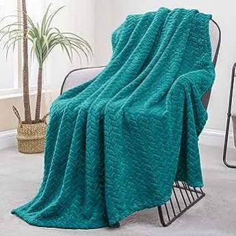 Premium Leaf Knit Fleece Blanket - King Size (BC) Urban Nivasa