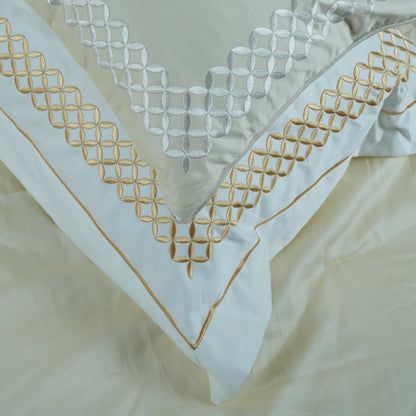 LUXE Comforter Set (600TC) - 100% Cotton King-Size Bedsheet + 2 Pillow Covers + 2 Cushion Cover + 1 Comforter Urban Nivasa