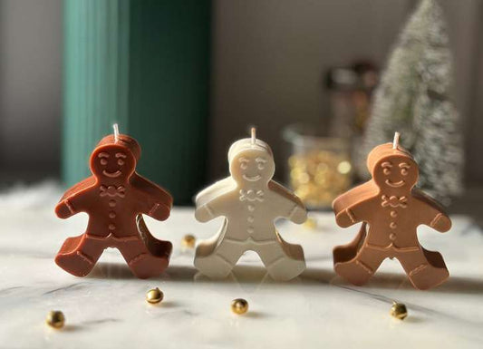 Christmas Gingerbread Candle (CC)