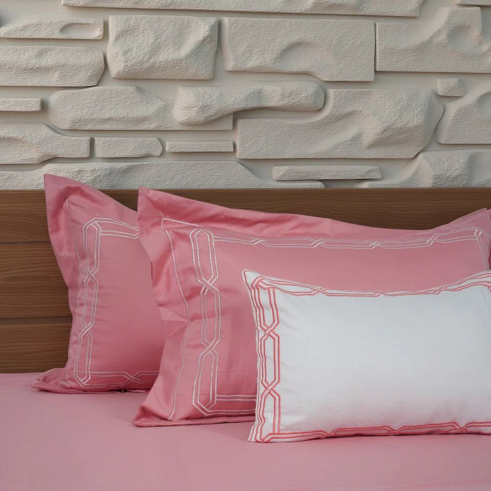 Junoon Bubble Pink Junoon Light Pink (400 TC) - 100% Cotton King-Size Bedsheet + 2 Pillow Covers