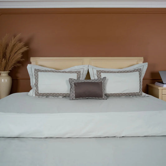 Junoon Cramel Touch (400 TC) - 100% Cotton King-Size Bedsheet + 4 Pillow Covers