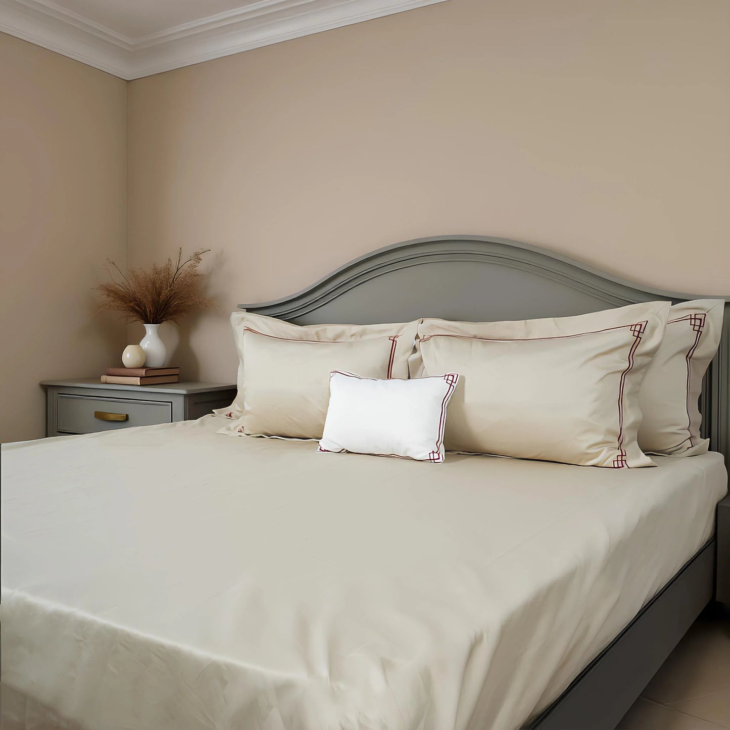 Junoon Hermione Junoon Light Pink (400 TC) - 100% Cotton King-Size Bedsheet + 2 Pillow Covers