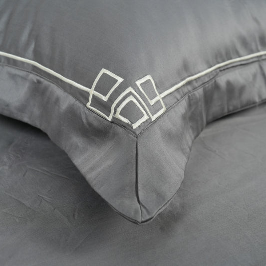 Junoon Rio Grey (400 TC) - 100% Cotton King-Size Bedsheet + 4 Pillow Covers