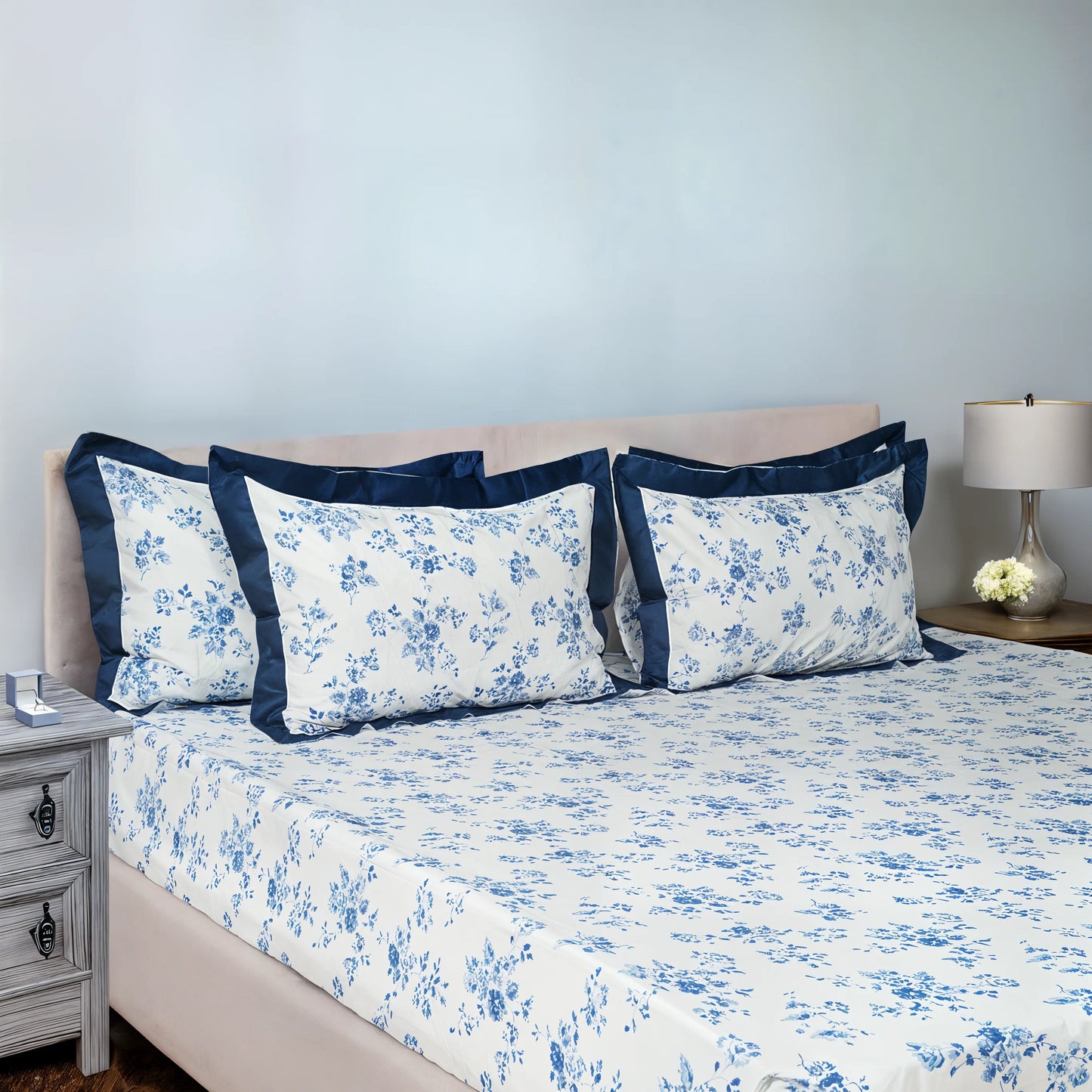 Laska Blue Amber (150 TC) - 100% Cotton King-Size Bedsheet + 2 Pillow Covers