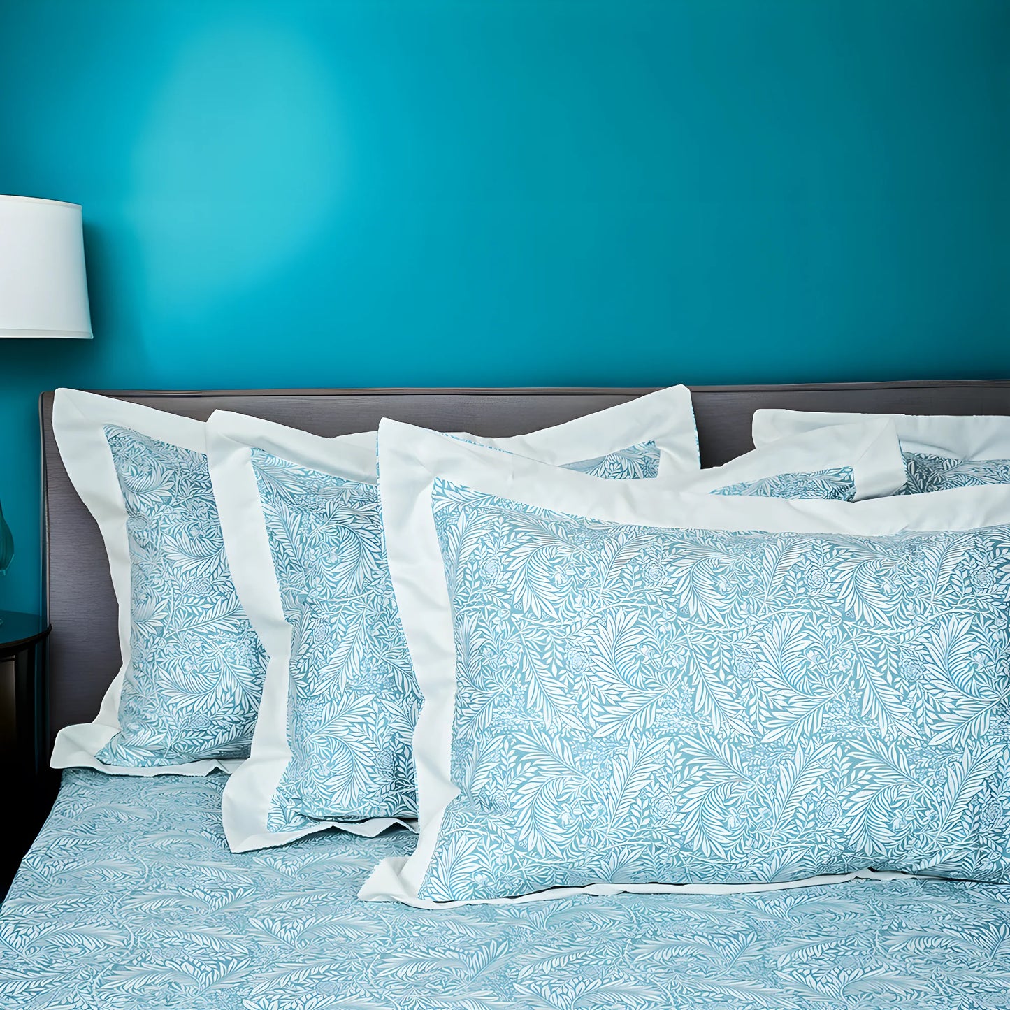 Laska Blue Orbits (150 TC) - 100% Cotton King-Size Bedsheet + 2 Pillow Covers