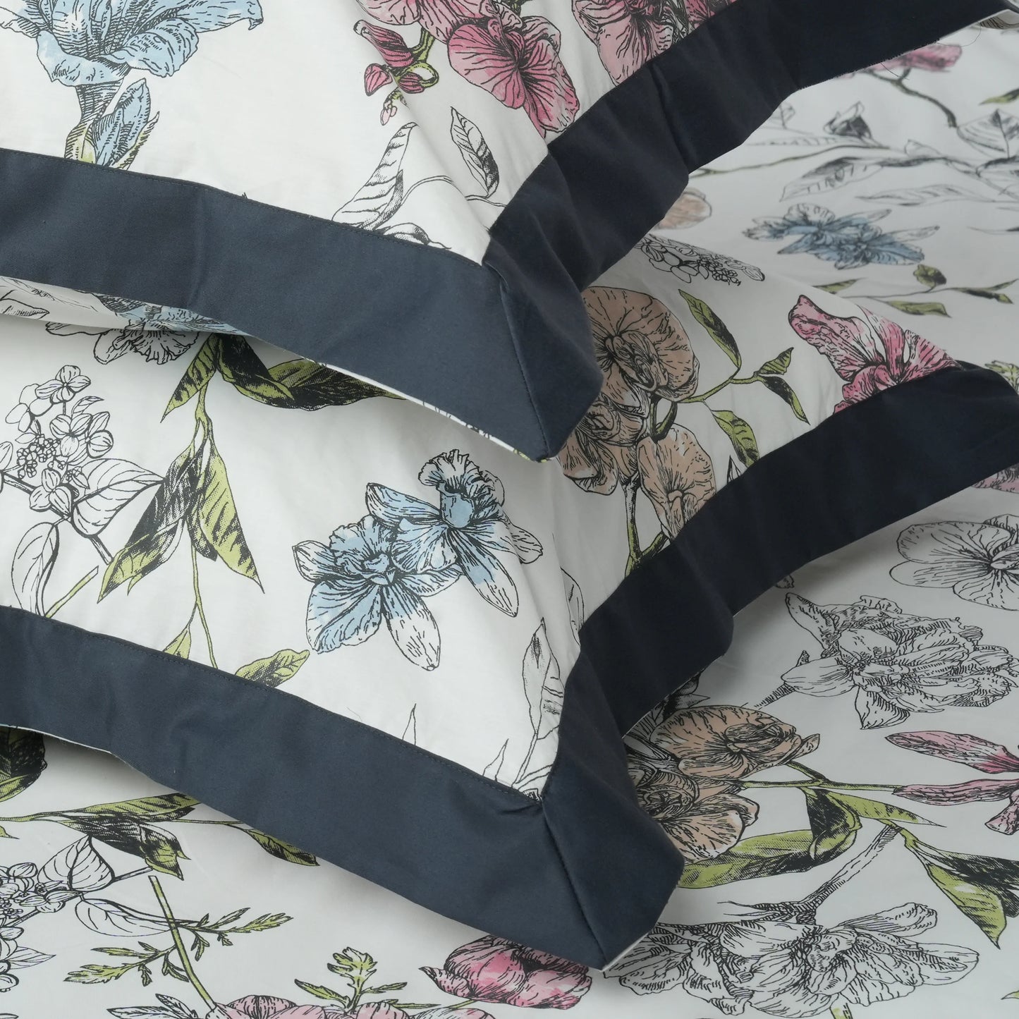 Laska Nature Note (150 TC) - 100% Cotton King-Size Bedsheet + 2 Pillow Covers