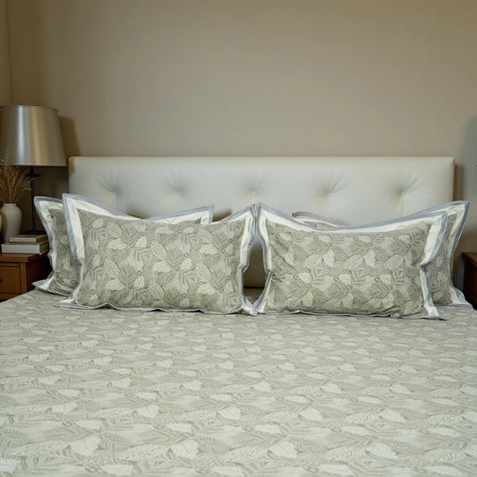 Lavish Green Apple 100% Cotton King-Size Bedsheet + 2 Pillow Covers
