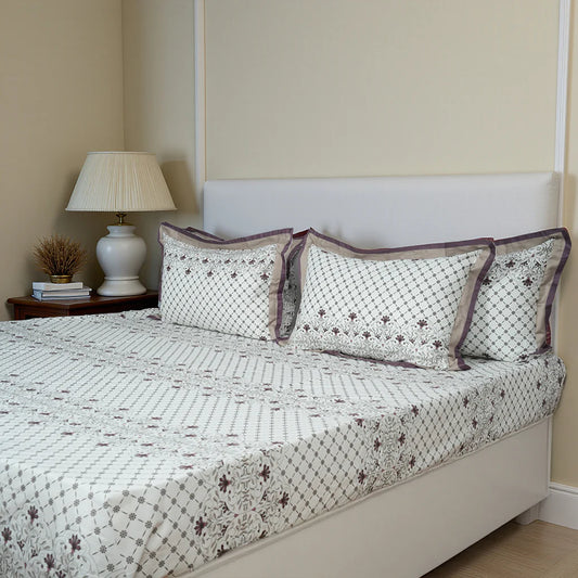 Lavish Vase Line 100% Cotton King-Size Bedsheet + 2 Pillow Covers