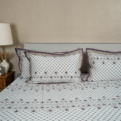 Lavish Vase Line 100% Cotton King-Size Bedsheet + 2 Pillow Covers