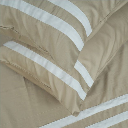 Viviz Light Brown (600 TC) - 100% Cotton King-Size Bedsheet + 2 Pillow Covers