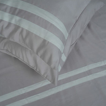 Viviz Light Blue (600 TC) - 100% Cotton King-Size Bedsheet + 2 Pillow Covers
