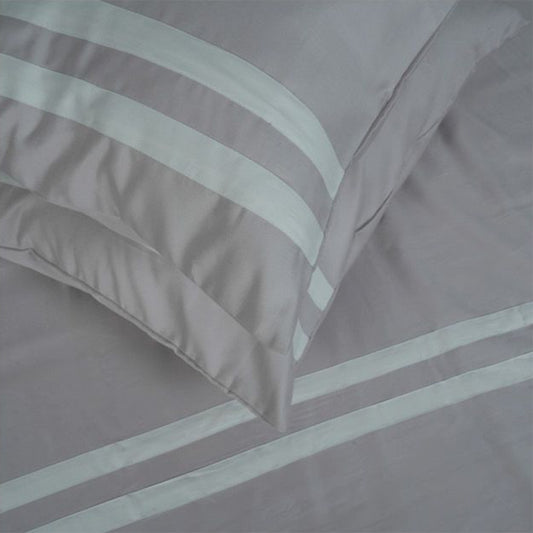 Viviz Light Blue (600 TC) - 100% Cotton King-Size Bedsheet + 2 Pillow Covers