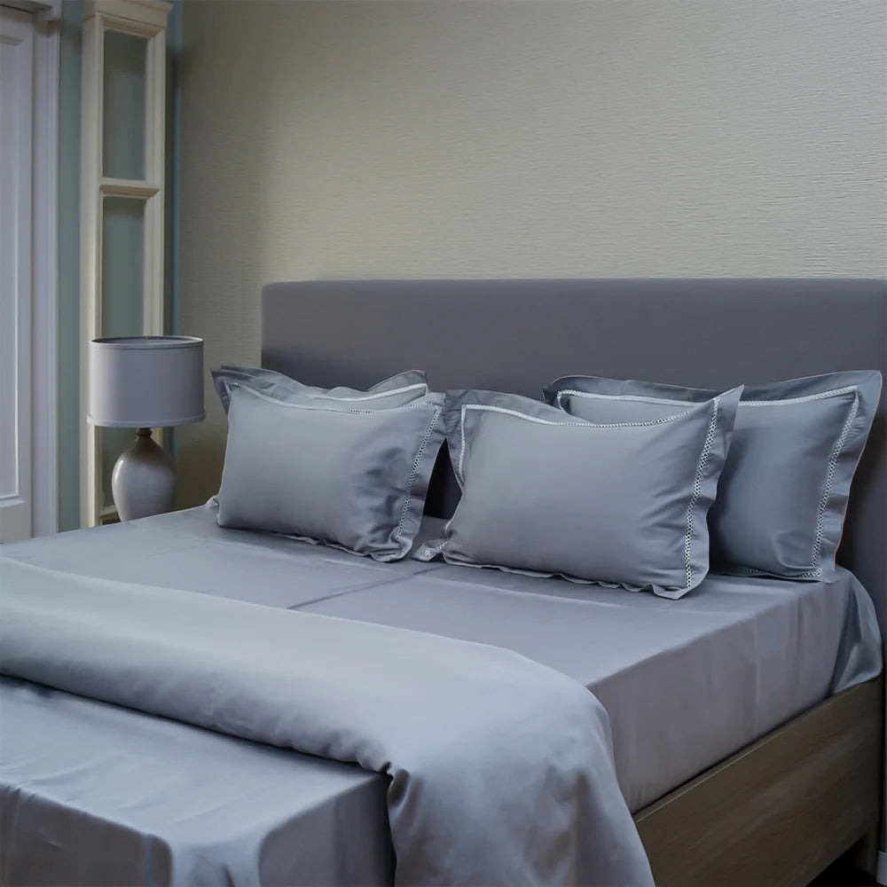Luxor Steel Luxe (300 TC) - 100% Cotton King-Size Bedsheet + 2 Pillow Covers