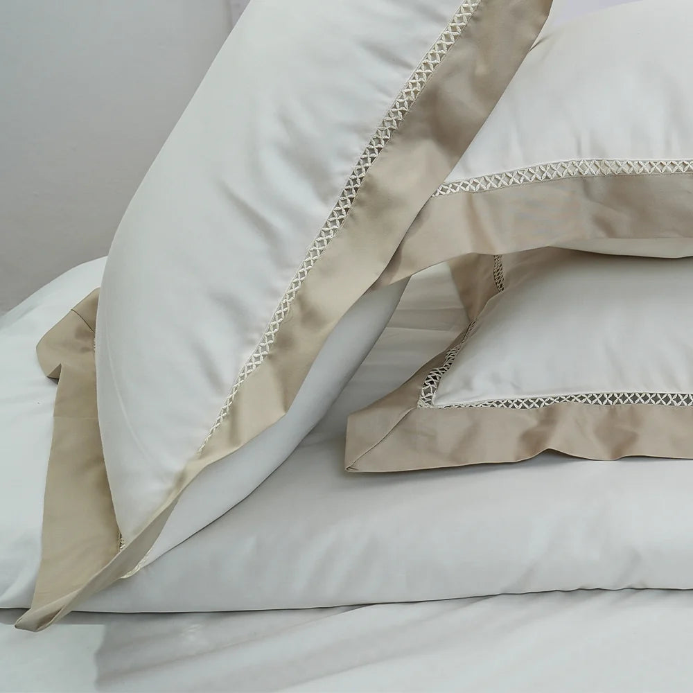 Moon Cloud Comfort (400TC) - 100% Cotton King-Size Bedsheet + 2 Pillow Covers