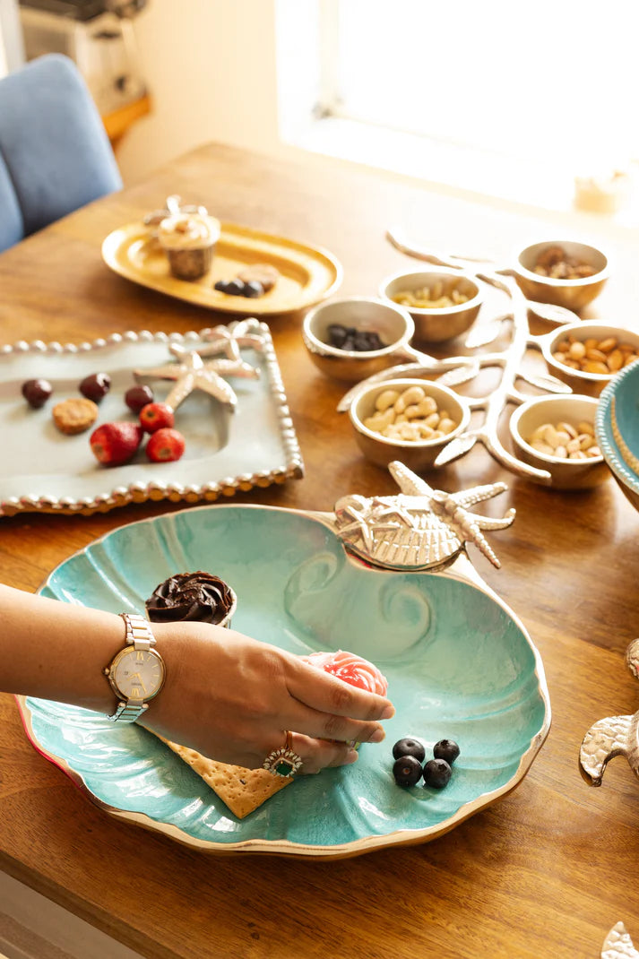 Aluminium Ocean Blue Scallop Server (UHD)