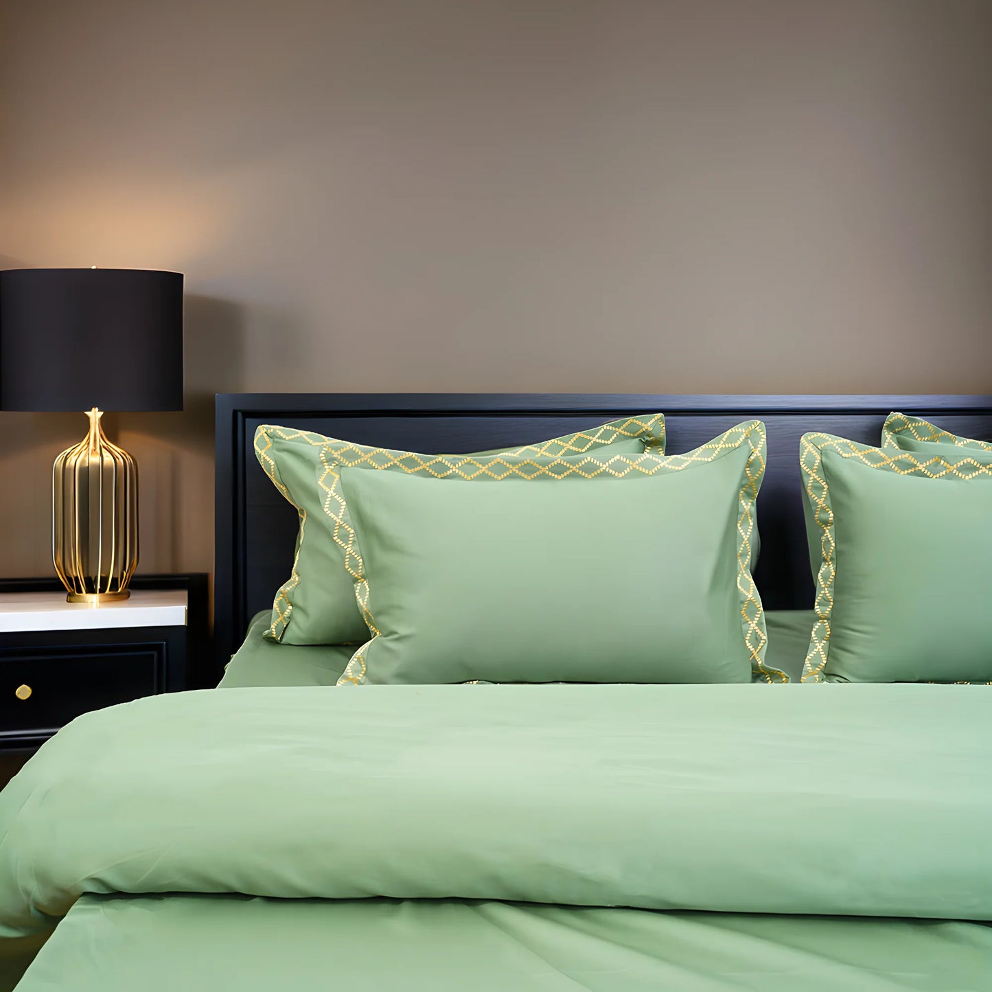 Pristine Green Gold (300 TC) - 100% Cotton King-Size Bedsheet + 2 Pillow Covers