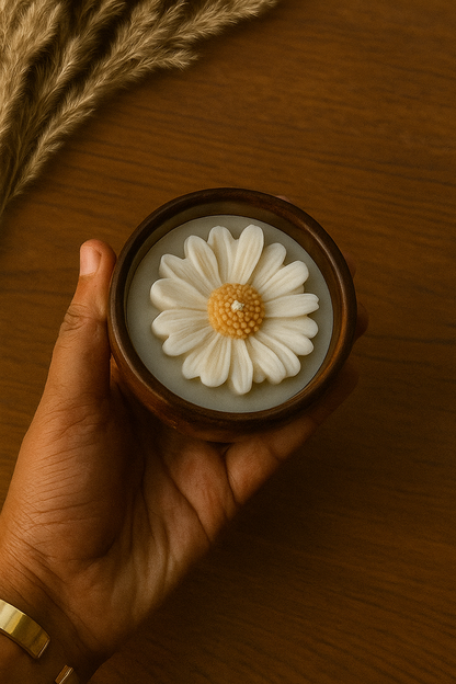 Daisywood Bloom 13-Inch Sheesham Wooden Bowl Scented Candle (FO)